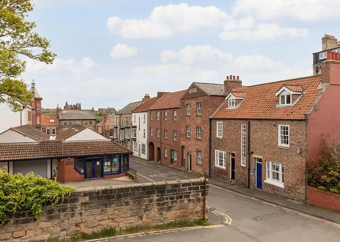 Capsule Rooms, Free Private Parking * Whitby