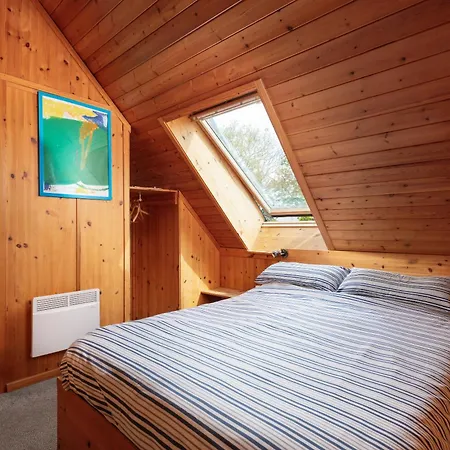 Capsule Rooms, Free Private Parking Whitby